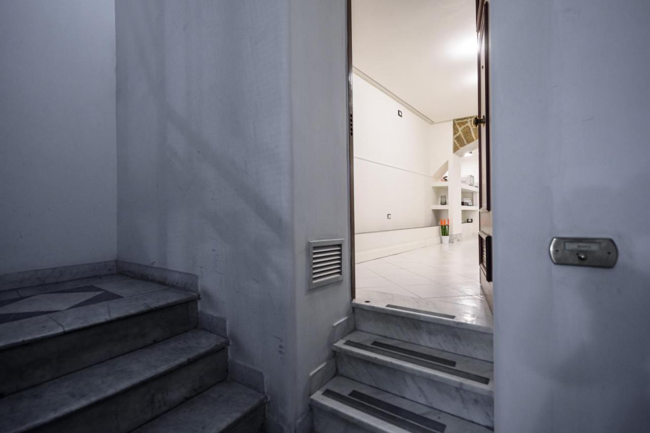 Via Bellini 44 Naples